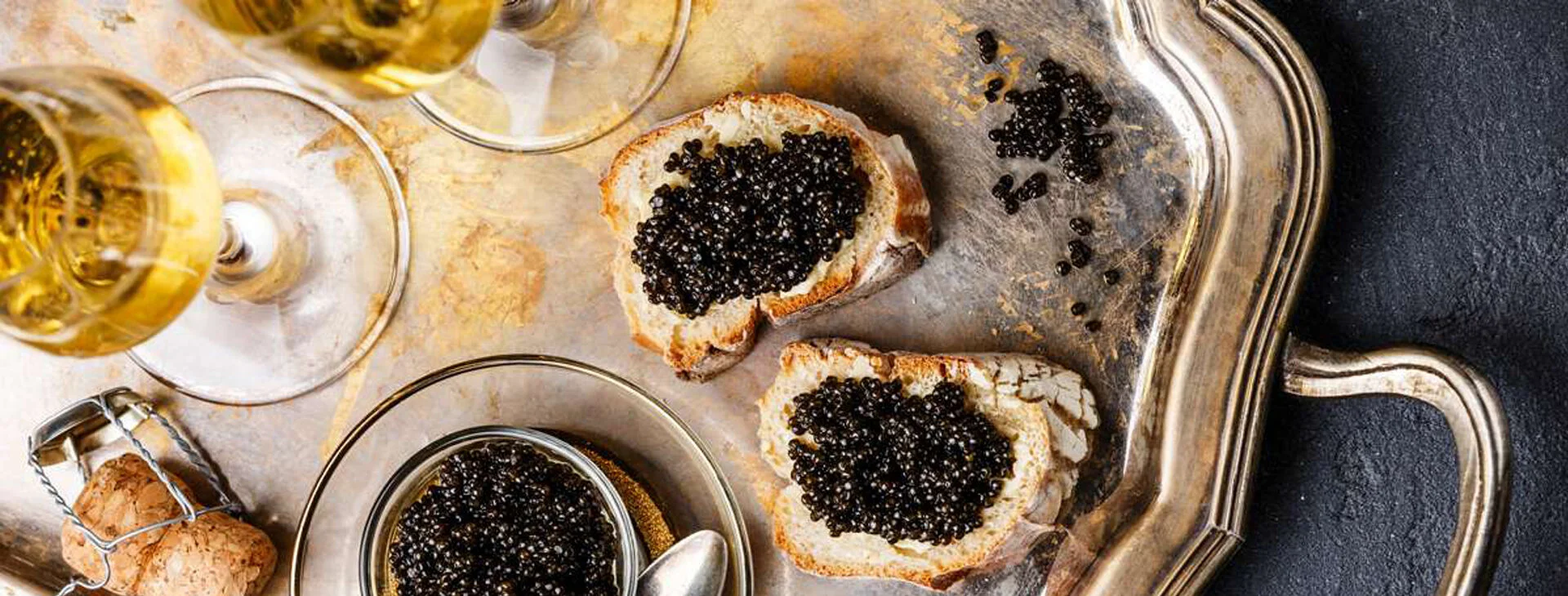 Mükemmel Champagne'ın Sırrı: Doğru Saklama ve Yemek Eşleştirmeleri